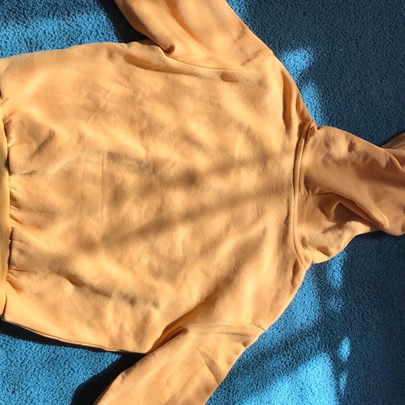Mustard yellow hoodie from H&M - Picture 3 of 4
